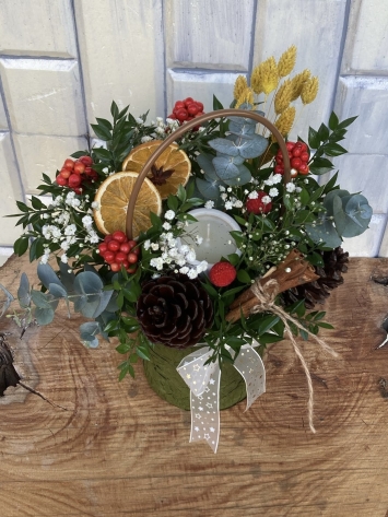 Yeşil kutuda Kokina ve mum