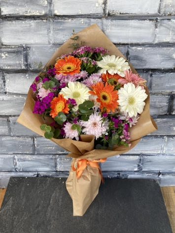 Gerbera ve Mevsim çiçekleri